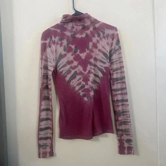 Free People tie dye turtleneck blouse small - Picture 3 of 4